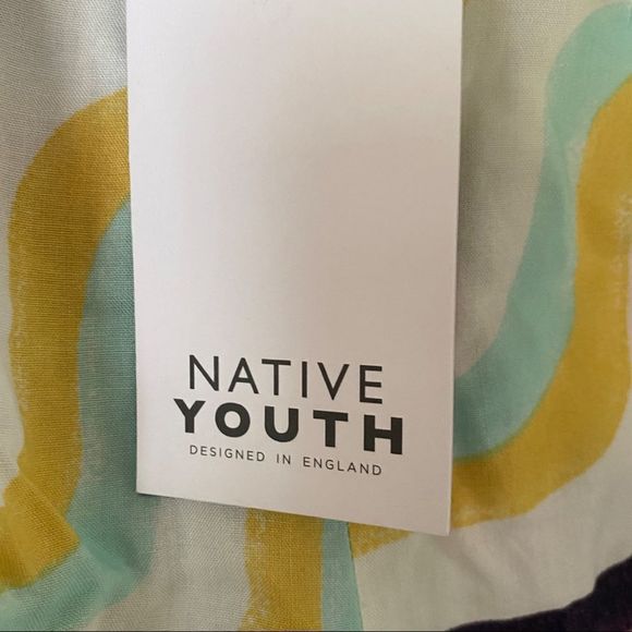 🆕 Native Youth: Wide Leg Short in Abstract Multi Wave Print - Picture 13 of 15